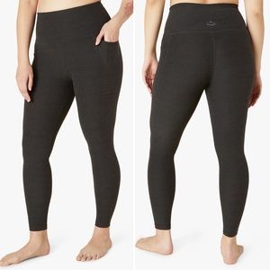 Beyond Yoga Spacedye legging, Small